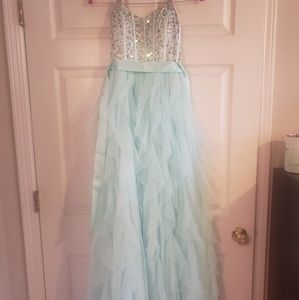 Prom dress